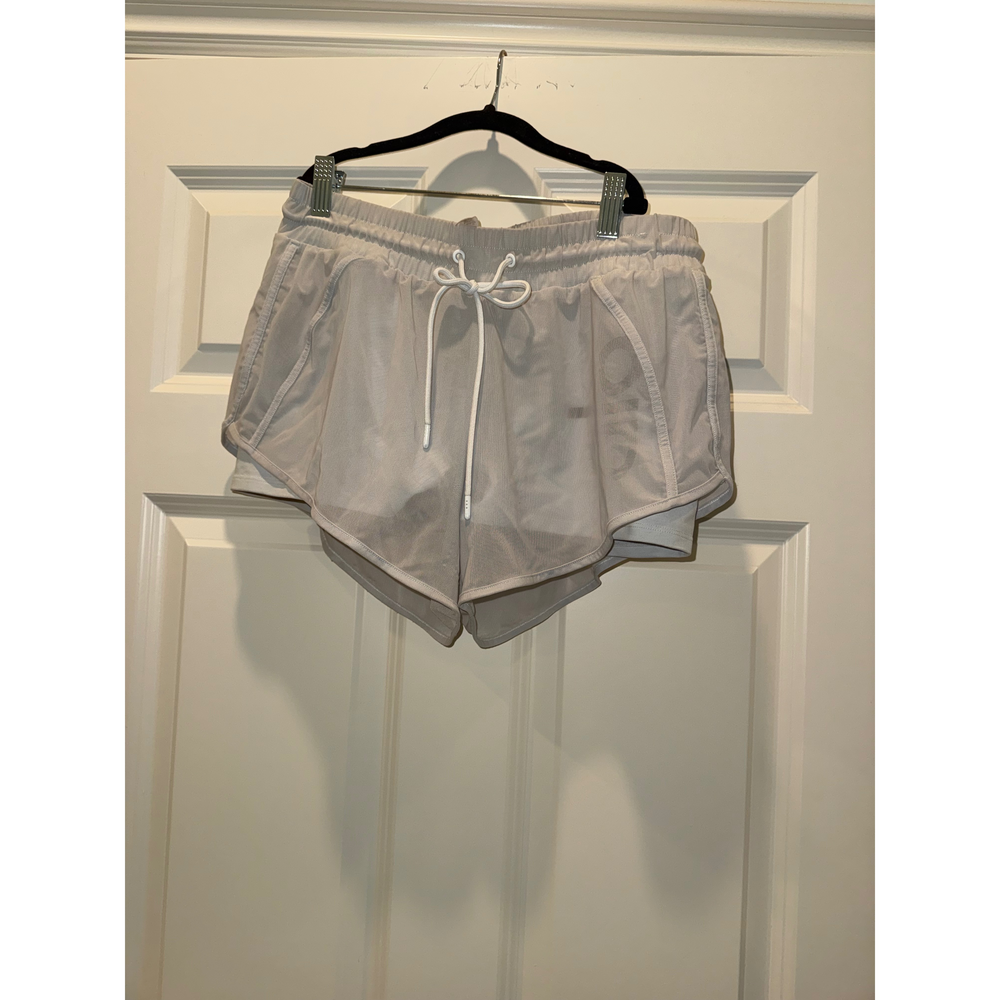 Alo Yoga White Double-Layer Athletic Shorts - Picture 3 of 6